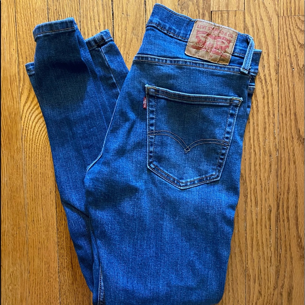 Levi’s 502 Jeans